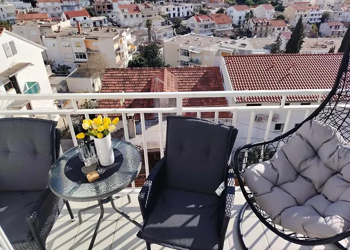 Buzolic 2 Hvar Hvar Town