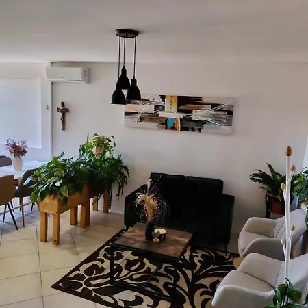 Buzolic 2 Hvar Hvar Town